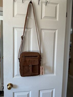 NWT Adrian Klis Leather Crossbody/Shoulder Bag
